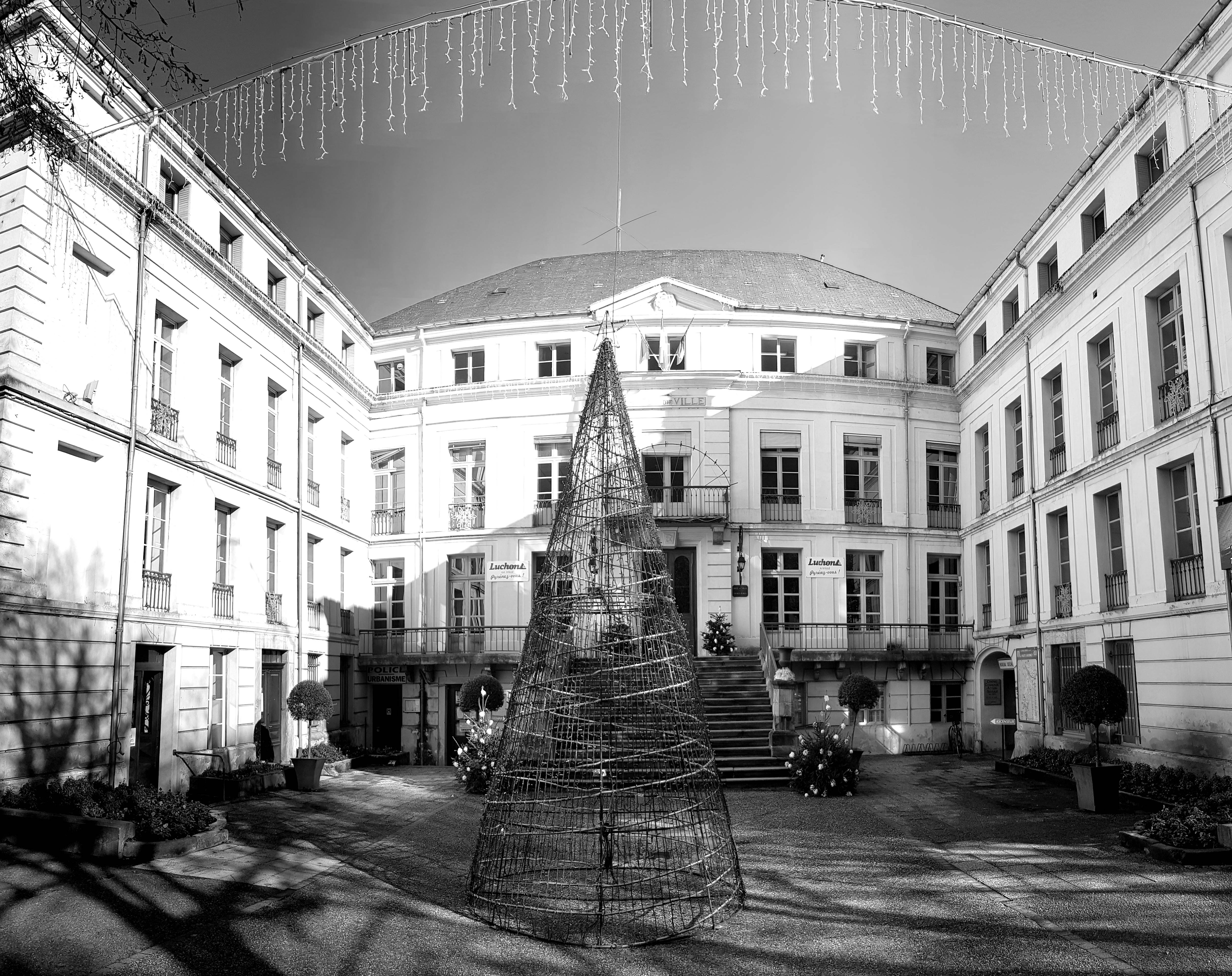 La mairie de Luchon